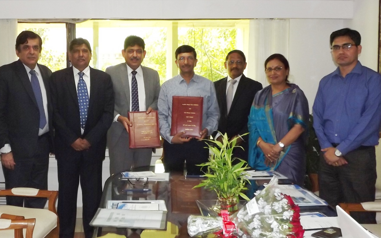 MOU for FY 2017 and 2018 signed between SCI and MoS