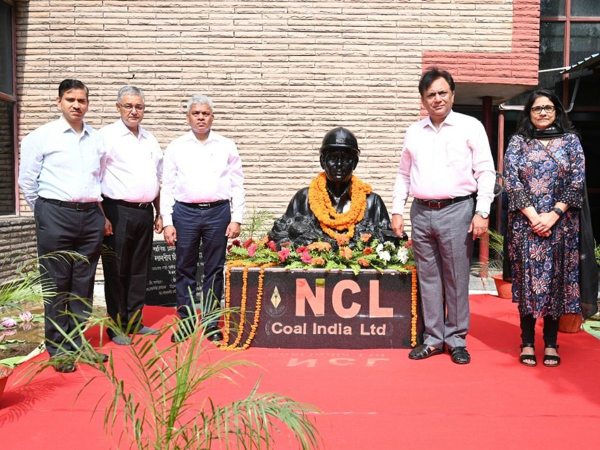 Dr. Anil Kumar Jain, Secretary Coal, India visits NCL