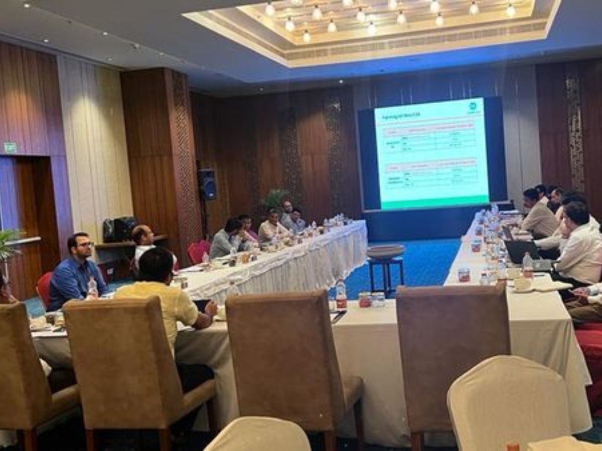 Secy, MoPNG chaired review meeting of Rajasthan's CGD Network Progress