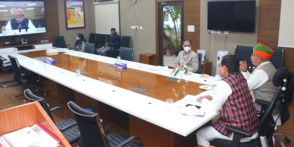Shri Pralhad Joshi attended a tripartite agreement