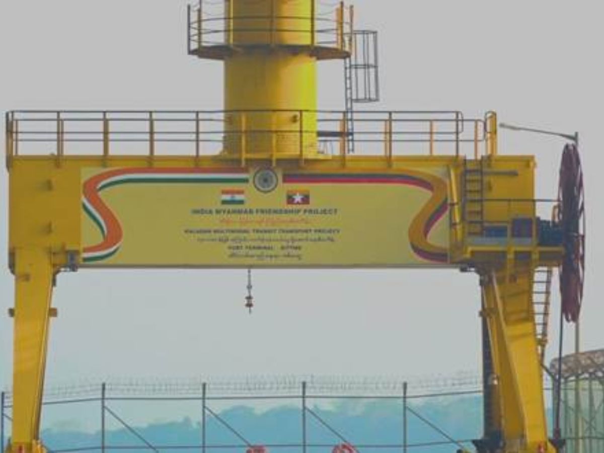 Shri Sarbananda Sonowal received First Indian Cargo Ship at Sittwe Port