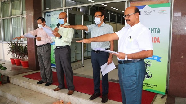 Swachhta fortnight at MCL: administers cleanliness pledge