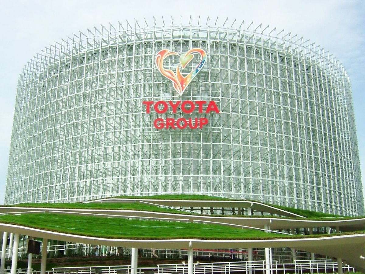 Toyota plans partnership with Shanghai for Carbon Neutrality