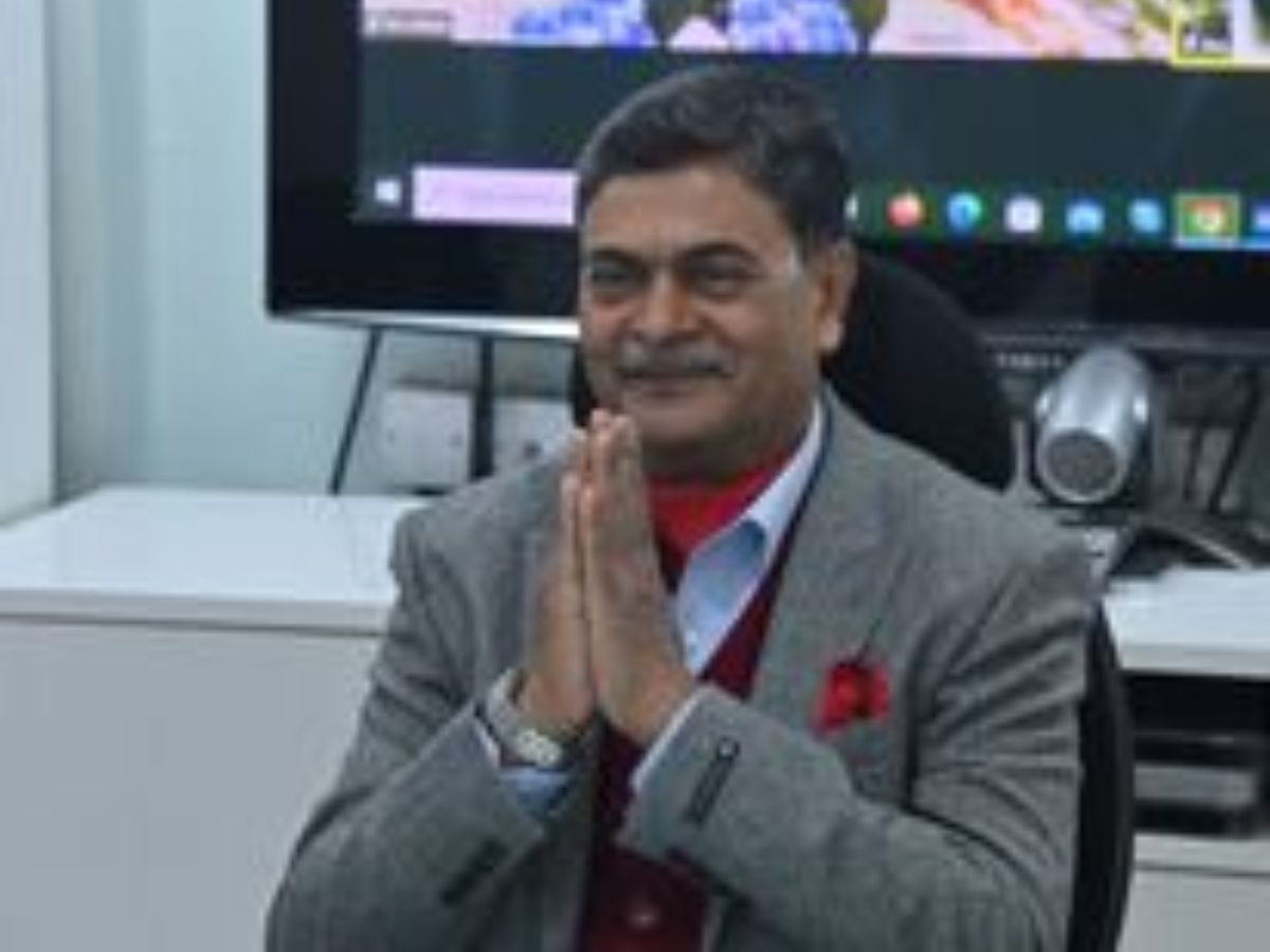 Union Power Minister Stressed on Energy Crisis; leading to widespread power cuts and black outs
