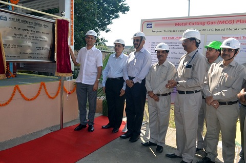 Secretary DHI inaugurates 1900 kg capacity metal-cutting gas plant at BHEL Bhopal unit