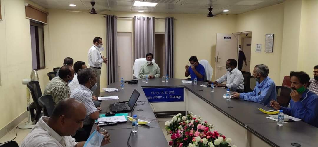 Shri Binay Dayal Director Technical CIL Visites RI-V Bilaspur