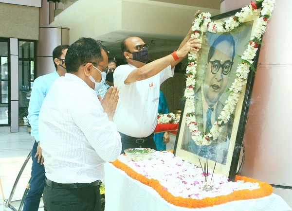 CIL pays tribute to Dr. B. R. Ambedkar  on his 130th birth anniversary