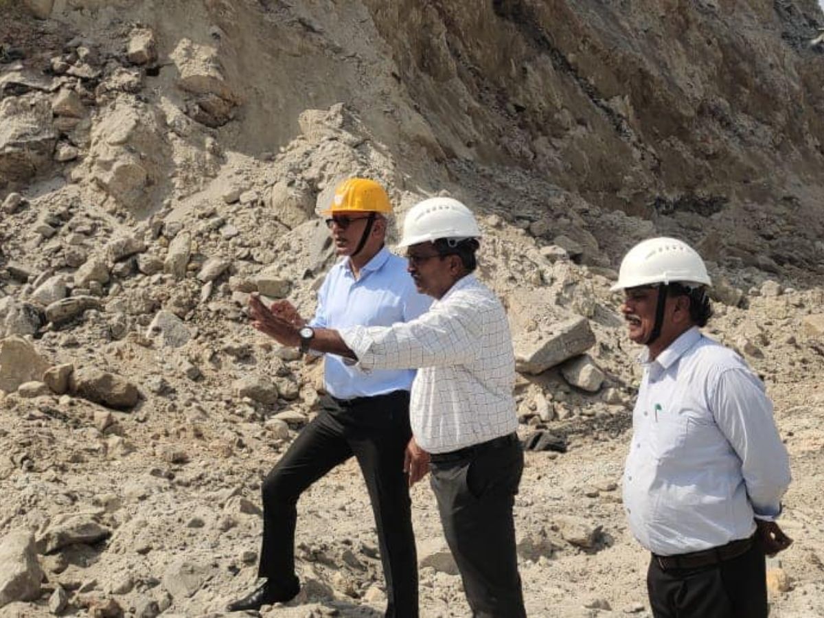 SECL CMD Dr. Prem Sagar Mishra inspects Gevra mine