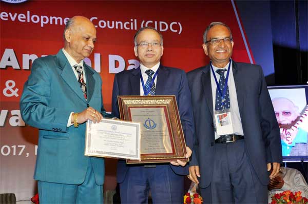 CMD NHPC conferred Industry Doyen award