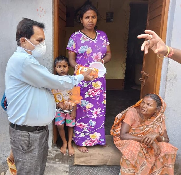 CMPDI distribute 5000 face masks to curtail the spread of COVID-19