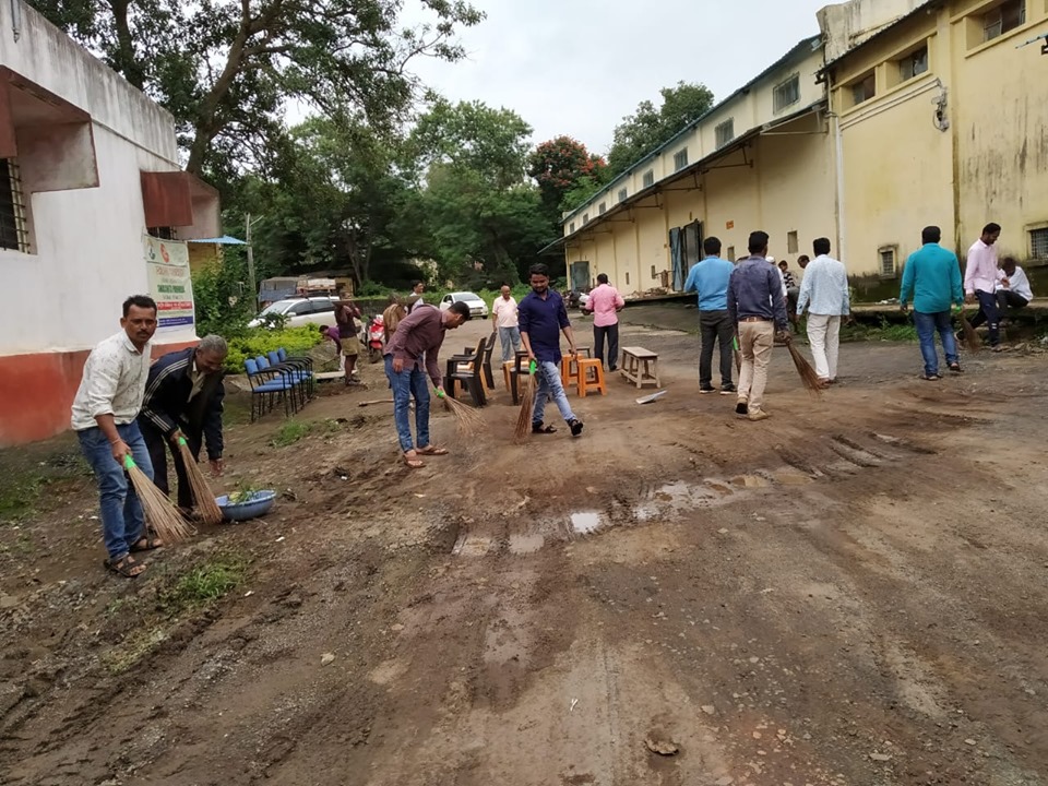 Swachhata Pakhawada was organized by RCF at CWC