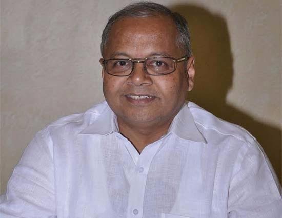 Sh Naresh Salecha joins DFCCIL as Director Finance