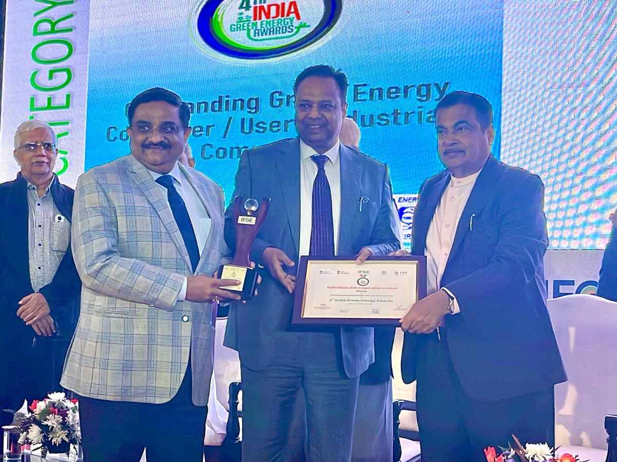 DMRC bags 4th India Green Energy Award
