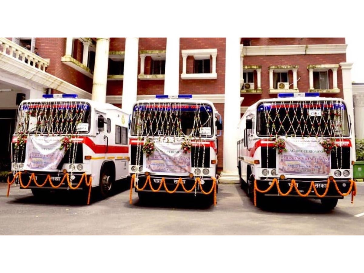 CCL CMD flagged off three emergency rescue vans