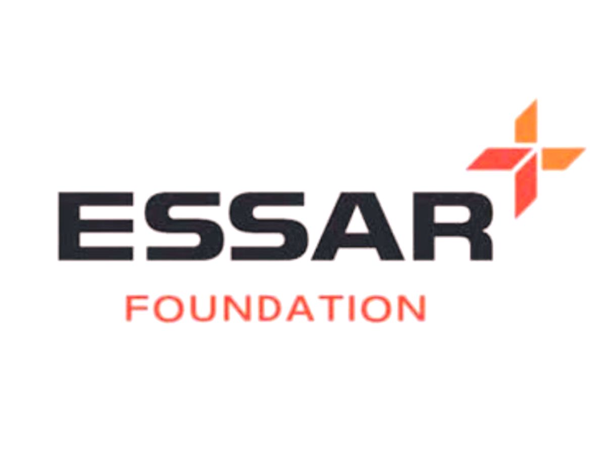 Essar Power and Foundation donates essentials to Ashram