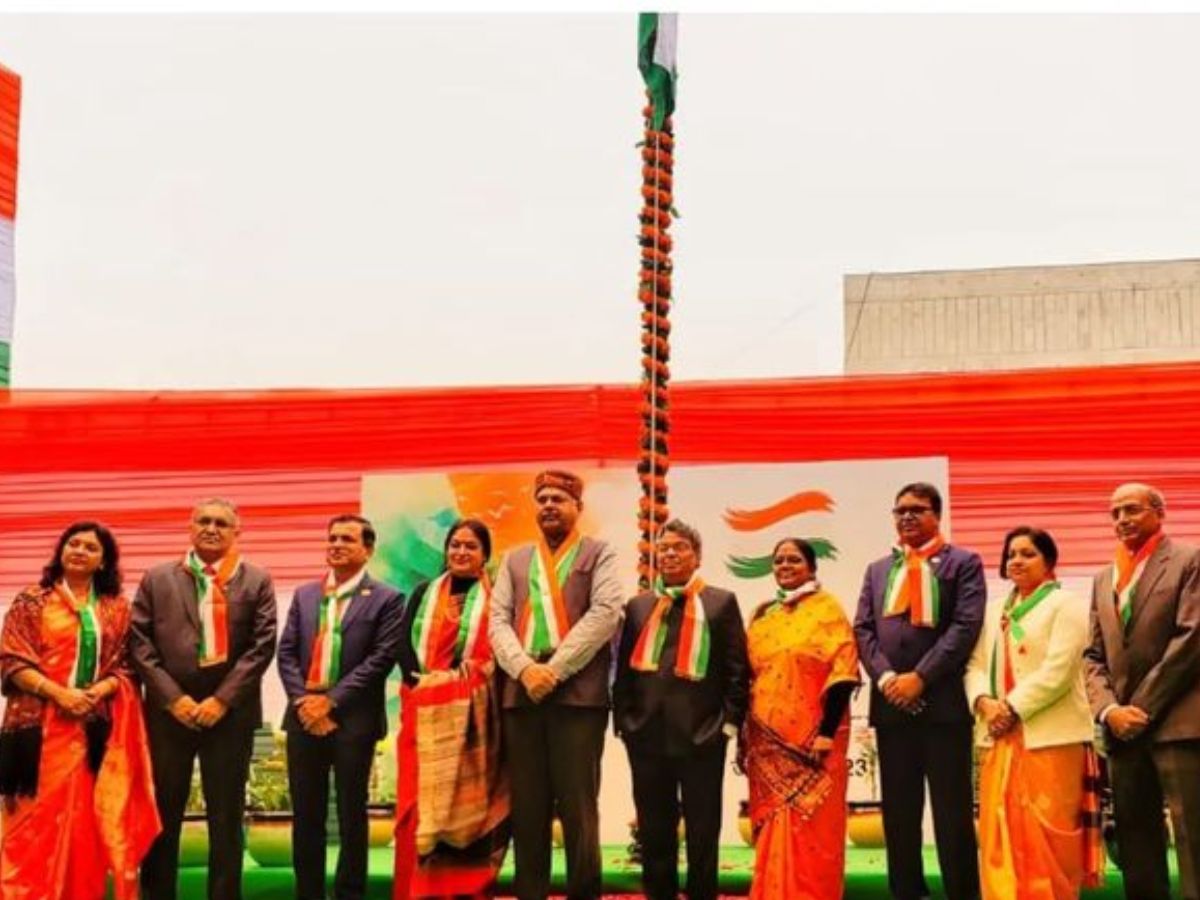 CMD, GAIL hoisted National Flag at Corporate Office on 74th Republic Day