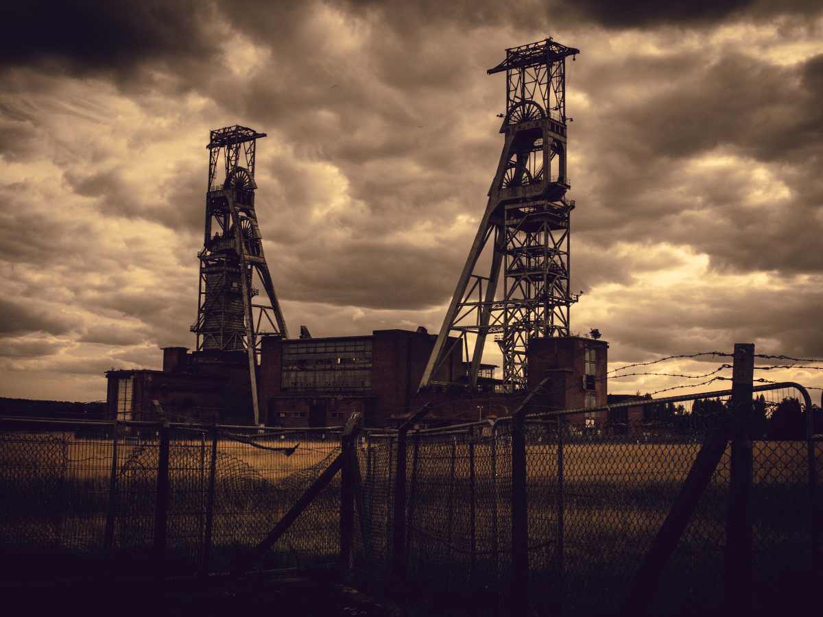 Govt's Measures to Curb Air Pollution in Coal Mines