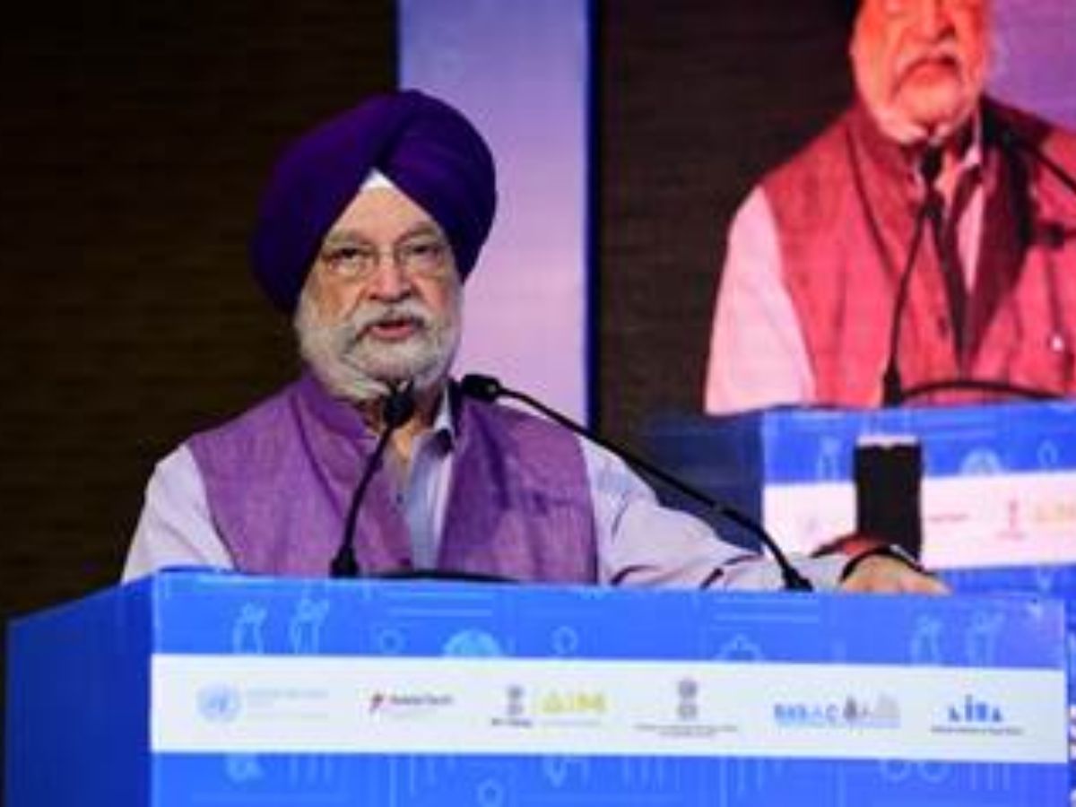 Minister Hardeep S. Puri presents Smart Solutions Challenge & Inclusive Cities Awards 2022