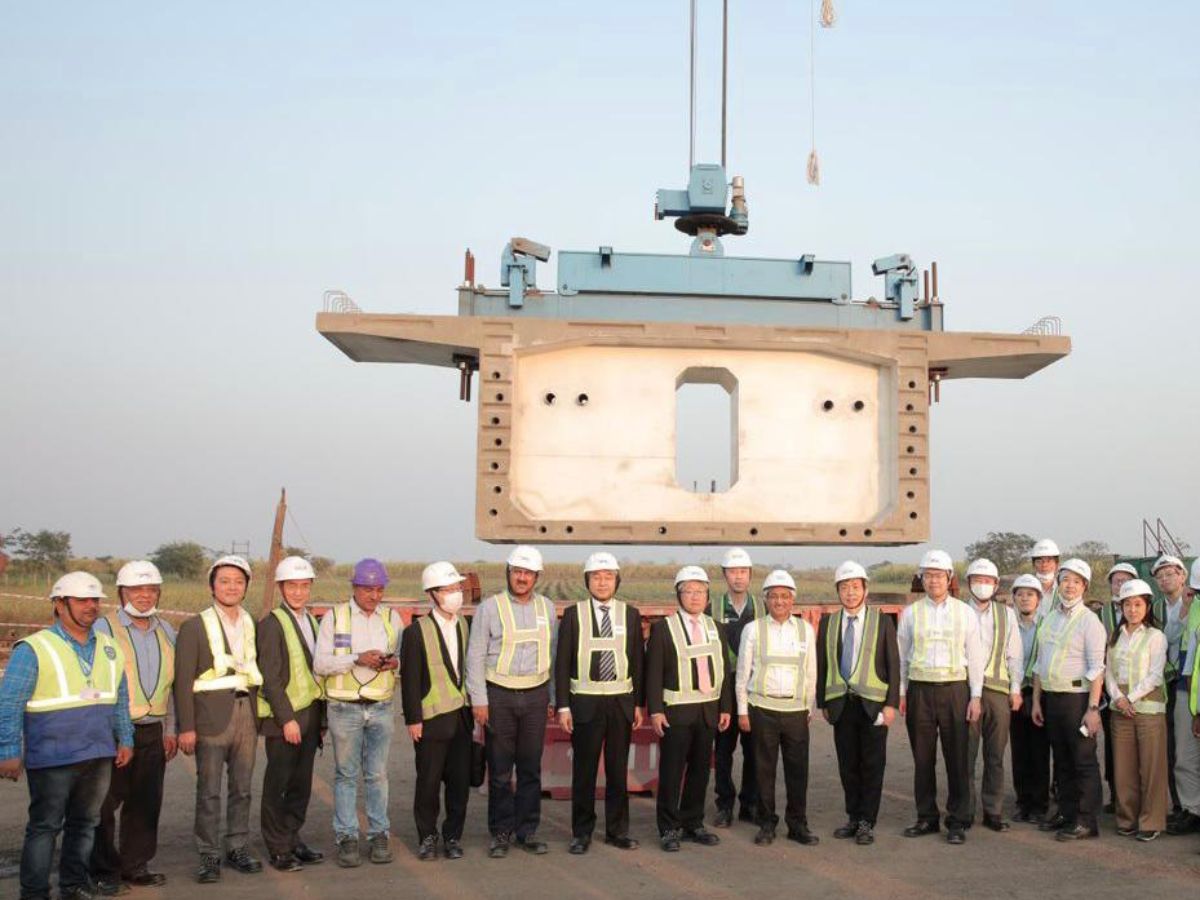 High-level Japanese delegation visits various MAHSR construction sites