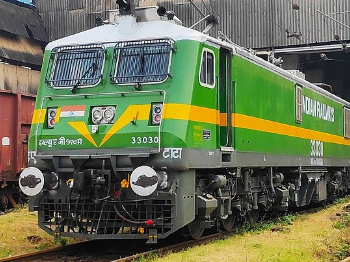 Indian Railways issues LoA for Manufacturing 9000 HP Electric Freight Locomotives to Siemens, India