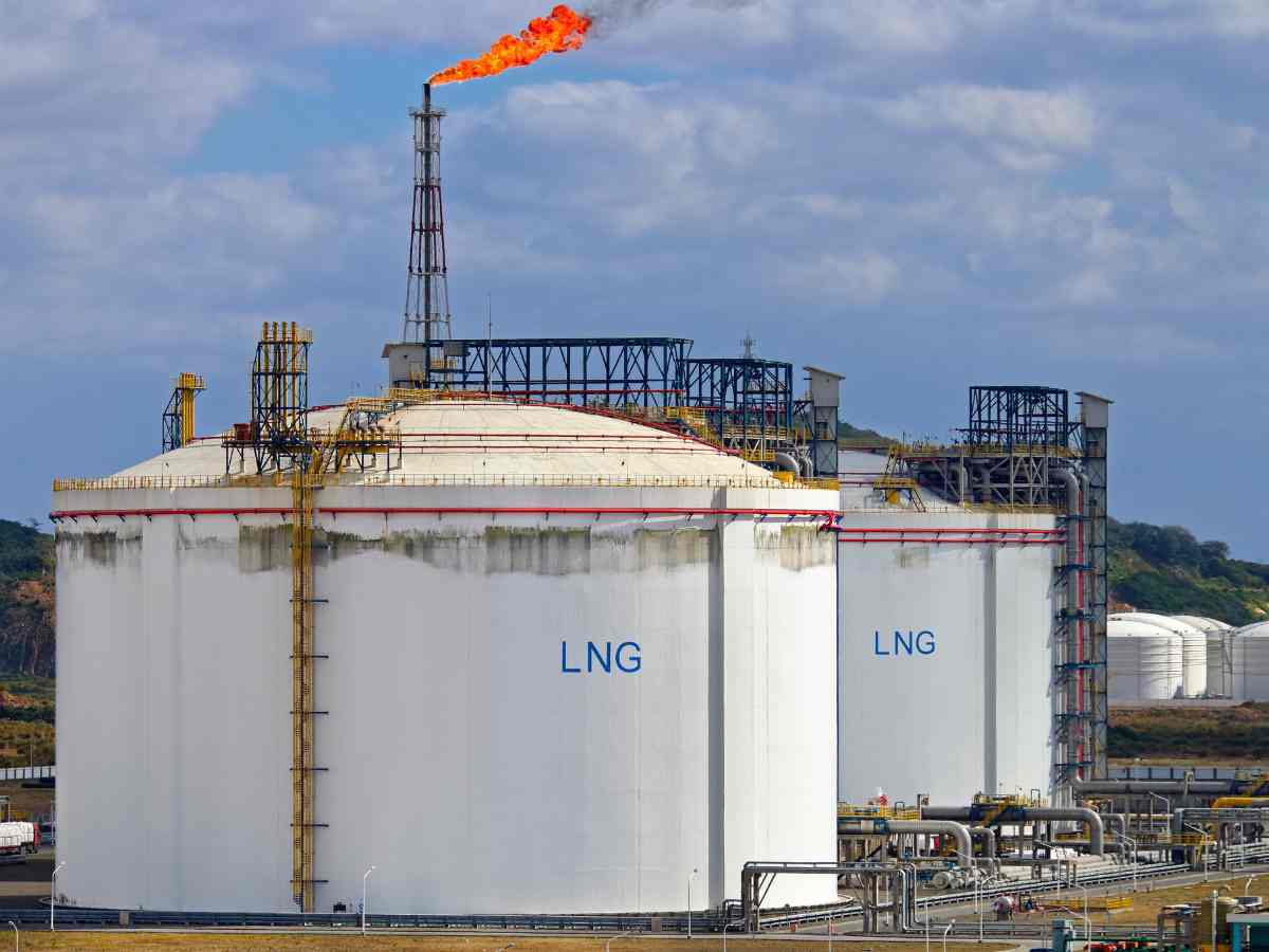 India’s LNG imports rises by 26% in January, Here is full information