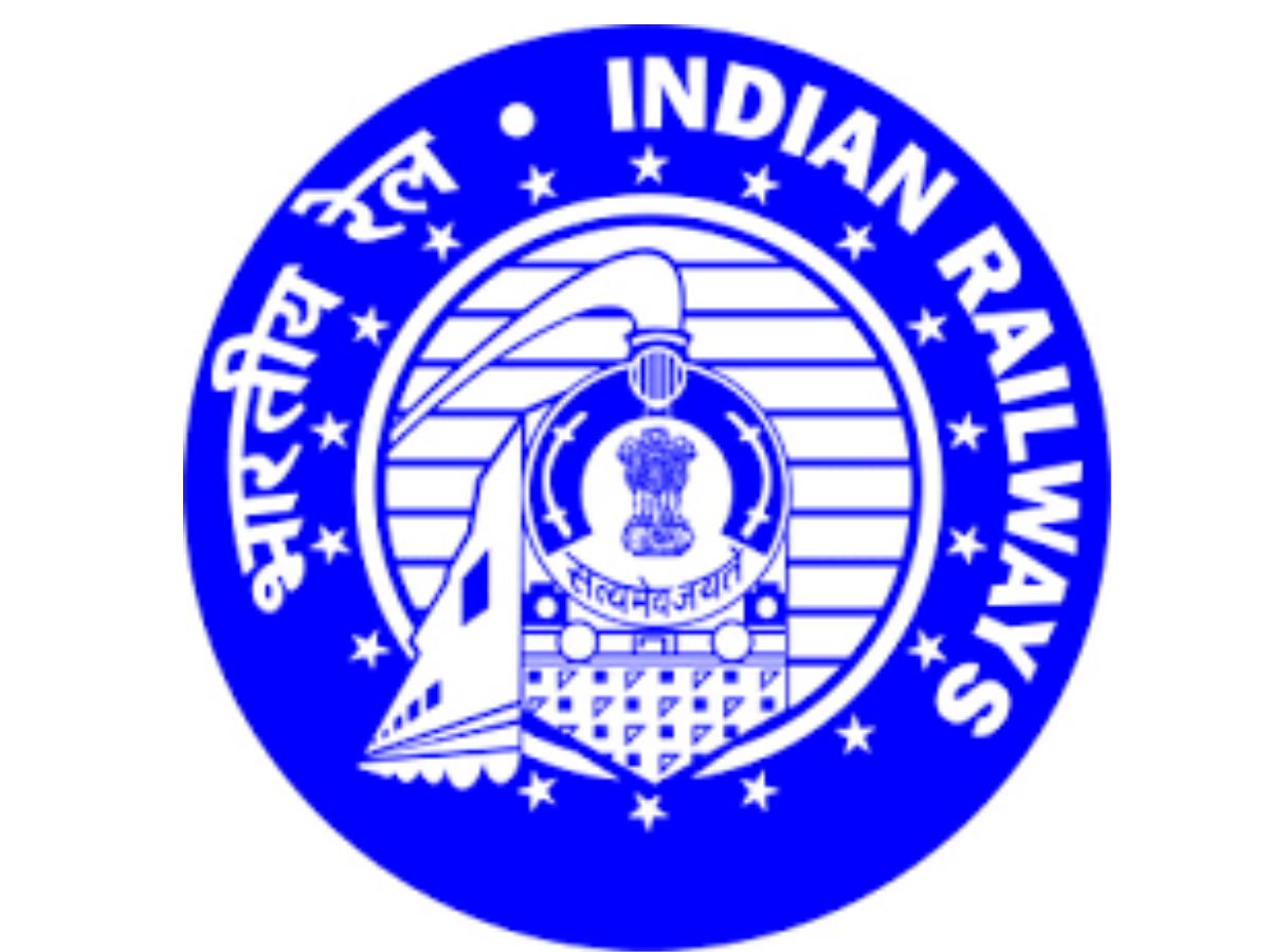 वित्त वर्ष 2022-23 के दौरान अब तक की सर्वाधिक स्क्रैप बिक्री की; जानिए वित्त वर्ष 22-23 के दौरान क्या है भारतीय रेलवे की प्रमुख उपलब्धियां