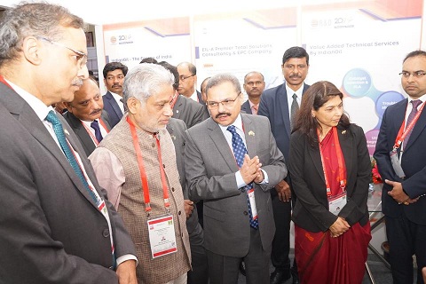 Dr M M Kutty visited the IndianOil and EIL