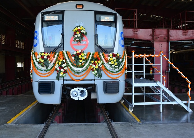  Delhi Metro started 8 coach trains on Jahangirpuri Metro Station.