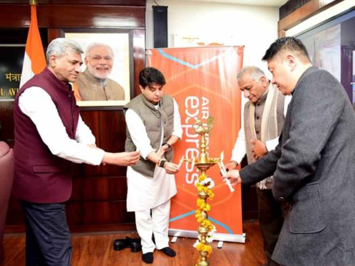 Minister Scindia inaugurates New Flight Routes connecting Gwalior to Bengaluru, Delhi and Ayodhya