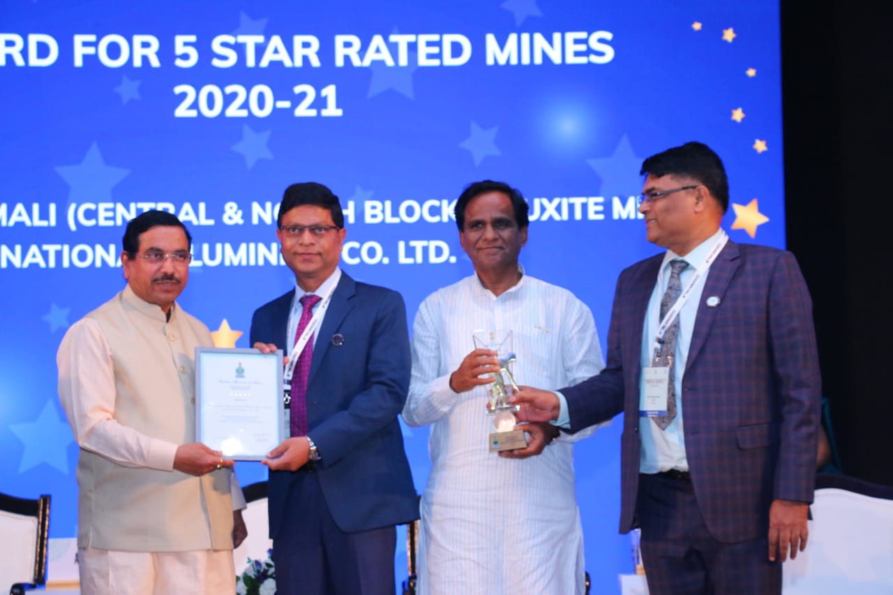 NALCO mines Panchpatmali Central & North Bauxite  received Five Star Rating Award at 6th National Conclave of Mines and Minerals