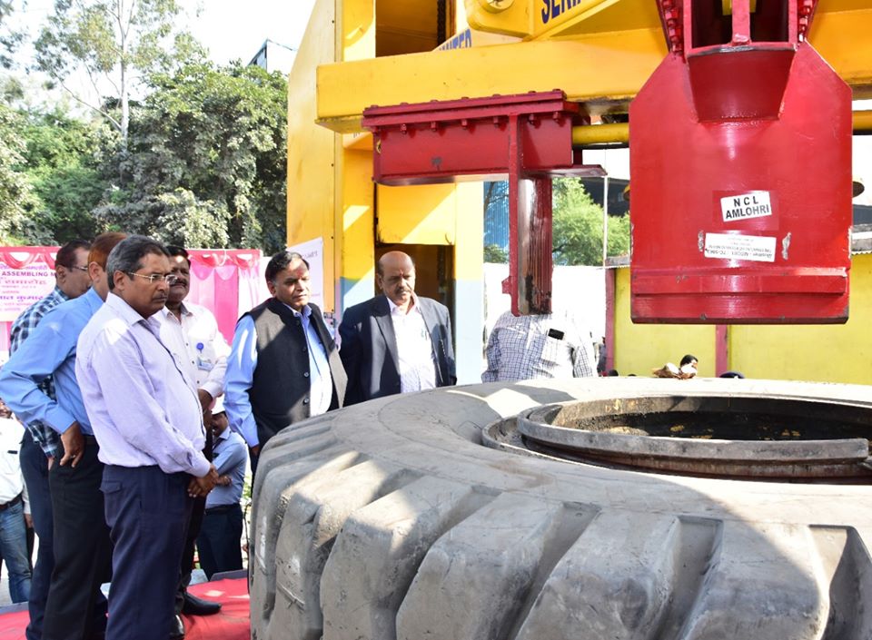 CIL commissions a new tyre dismantling and assembling machine