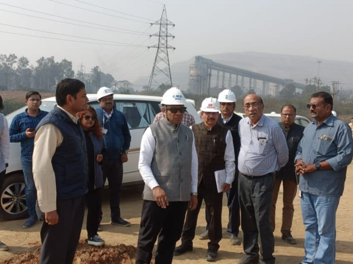 NCL CMD reviewed ongoing 50 MW Solar project at Nigahi