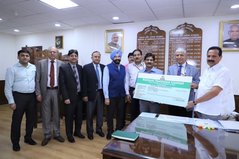 NFL Presents Dividend of Rs. 28.22 crore to Government