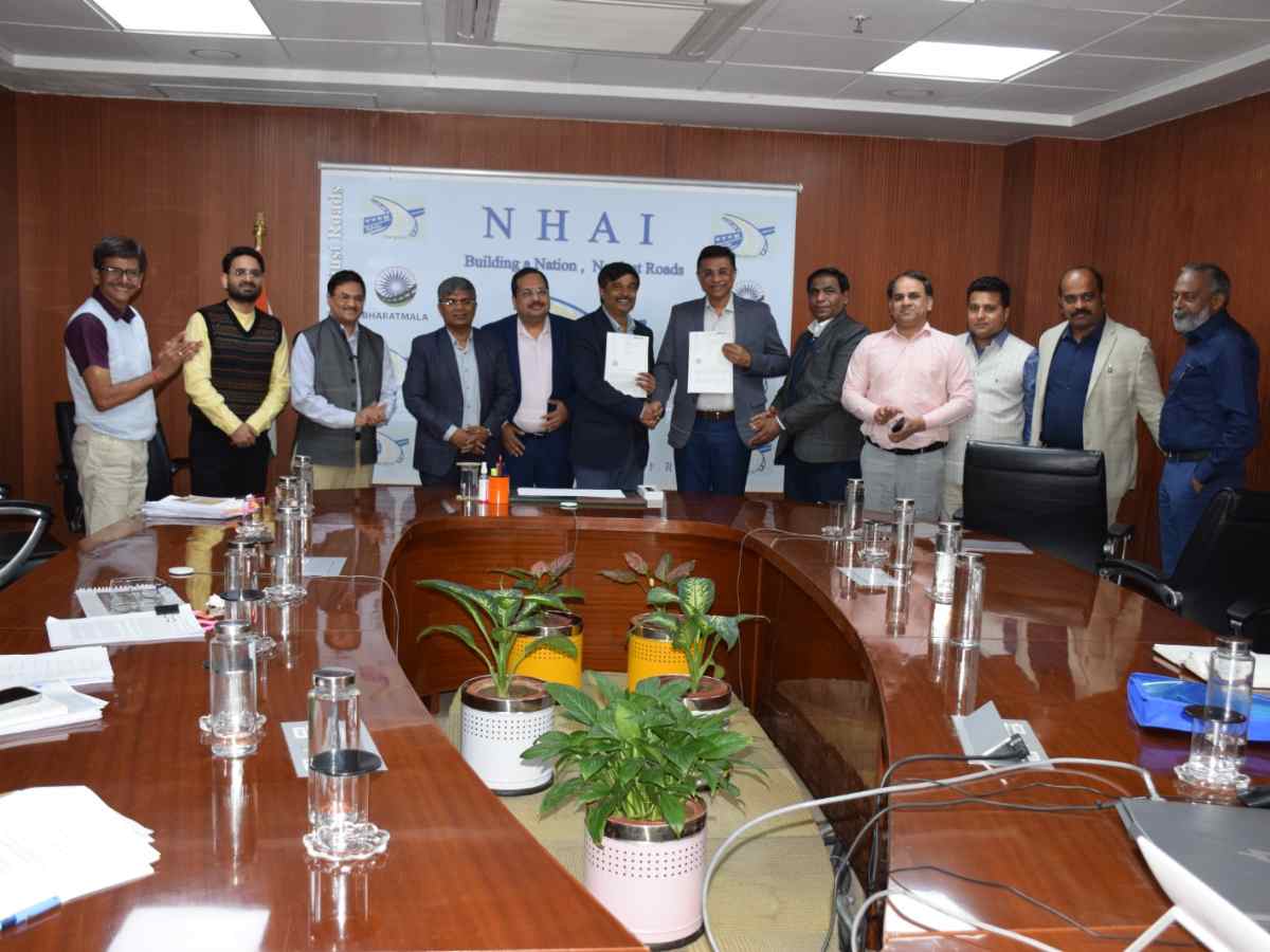 NHAI collaborated with HLL Lifecare to provide medical assistance to accident victims