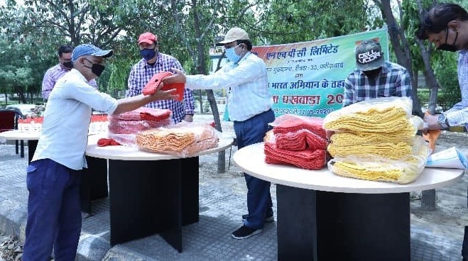 NHPC distributes personal hygiene kits during Swachhata Pakhwada 2020