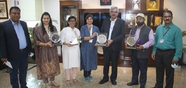 CMD, NHPC congratulates NHPC Women's Carrom Team