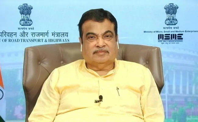 Gadkari: Need to develop infrastructure with a green approach