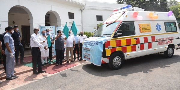 Shri Nitin Gadkari flagged off 90 basic care ambulances for State