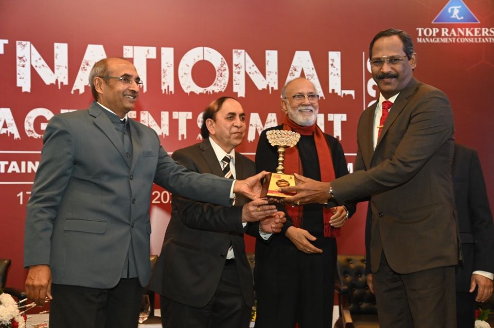 Shri R Vikraman Director NLCIL Receive Top Rankers Excellence Award 2020