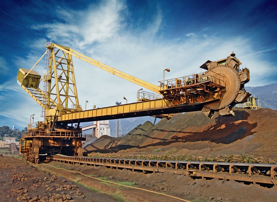 The fully mechanised iron ore loading system