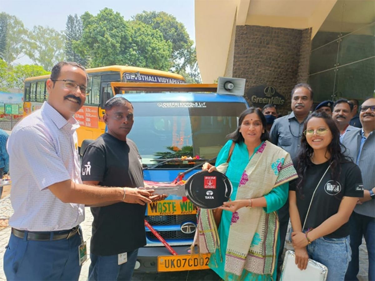 ONGC CMD flagged off 2 vehicles provided under CSR to Uttarakhand institutions
