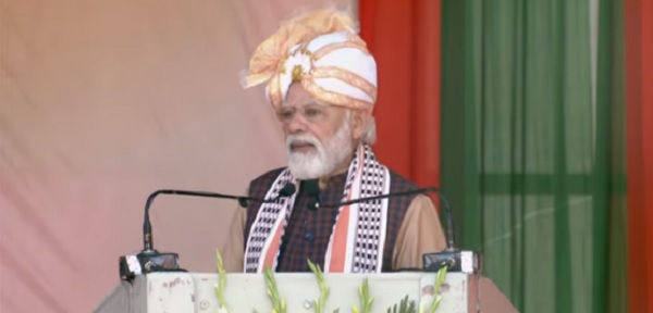 PM inaugurates and lays the foundation stone of developmental projects in Imphal, Manipur