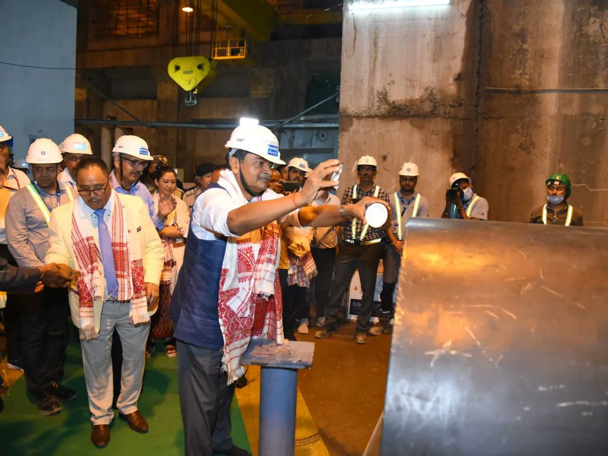 Power Minister R K Singh visits 2000 MW NHPC Subansiri Lower HEP