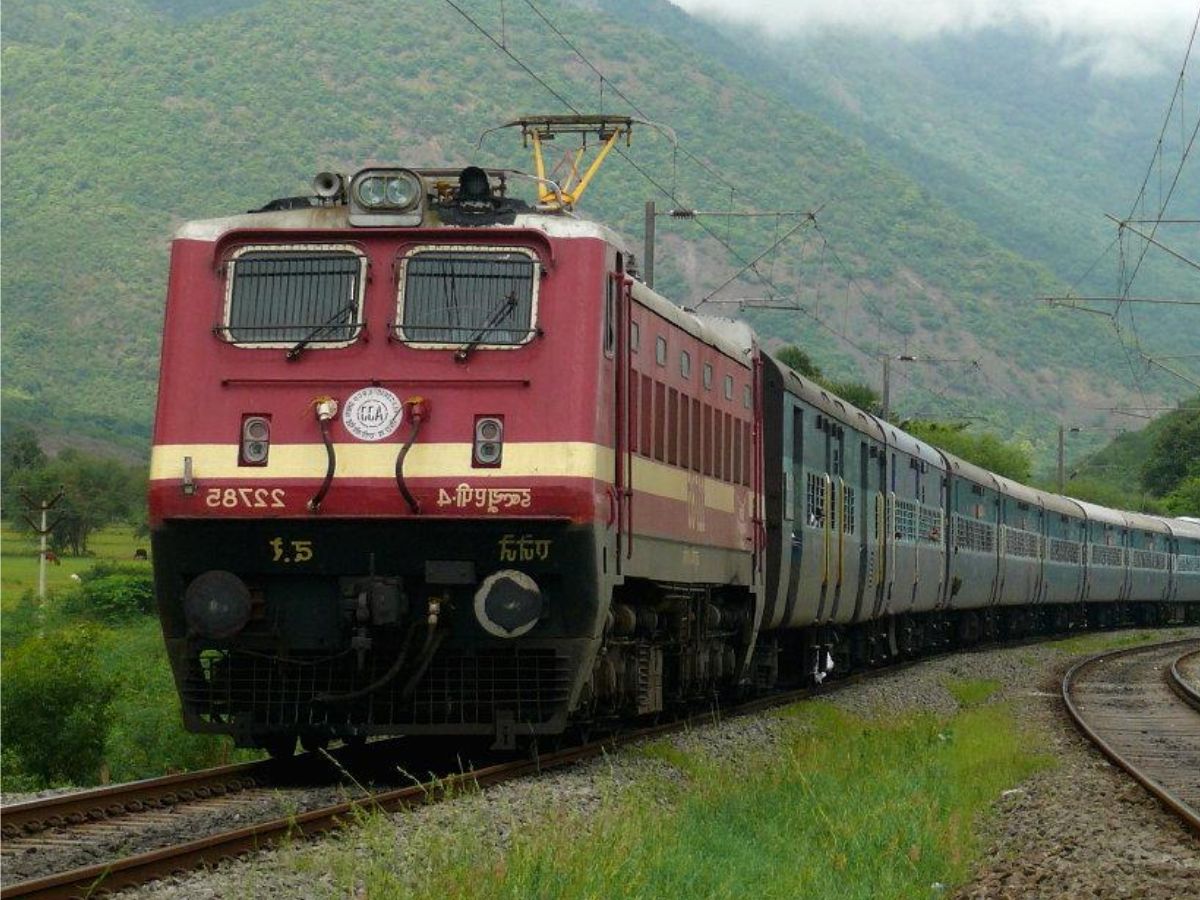Railways Revenue Earnings up by 71% in Passenger Segment