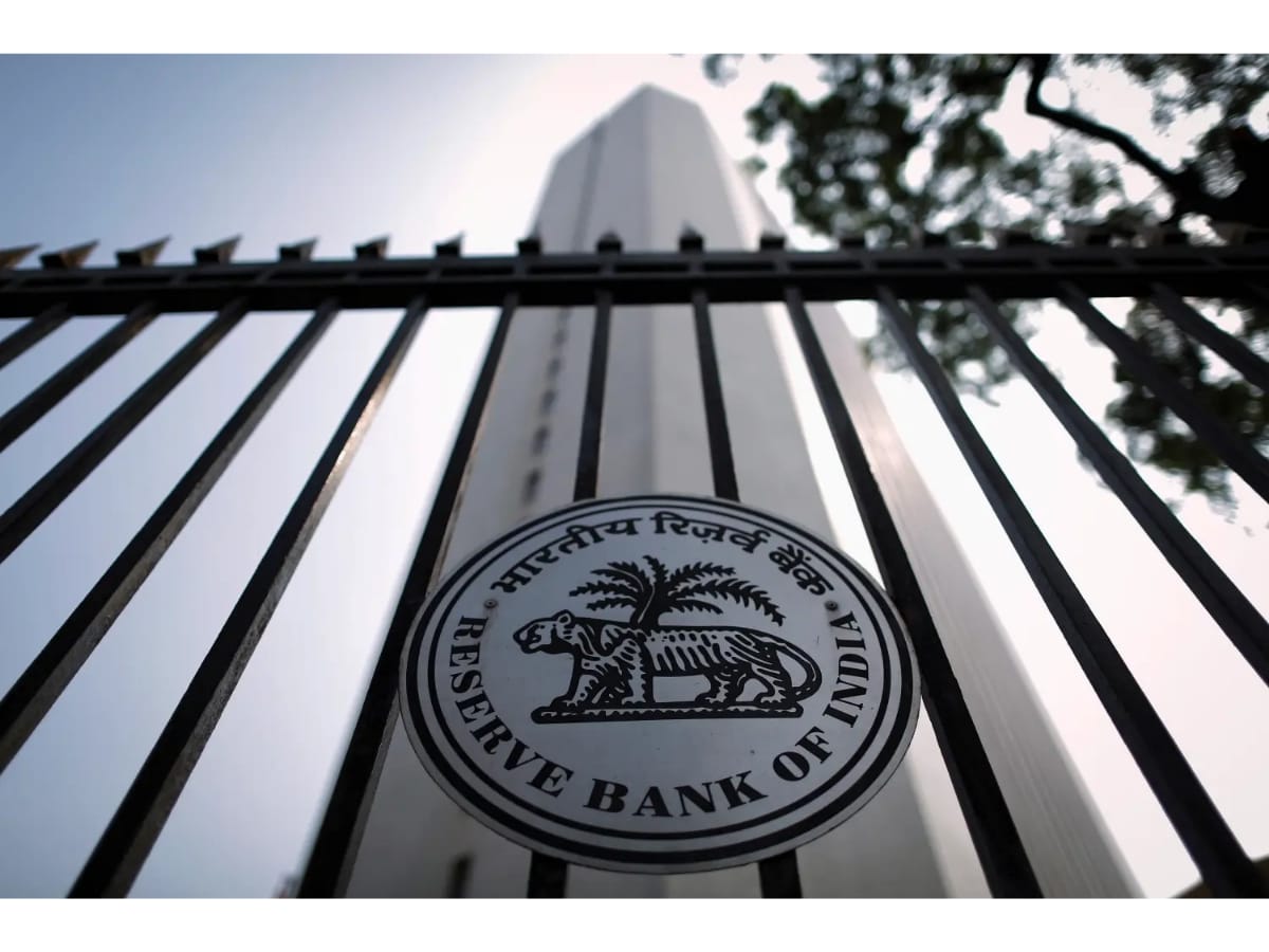 E-commerce sites are no longer to store card data: RBI