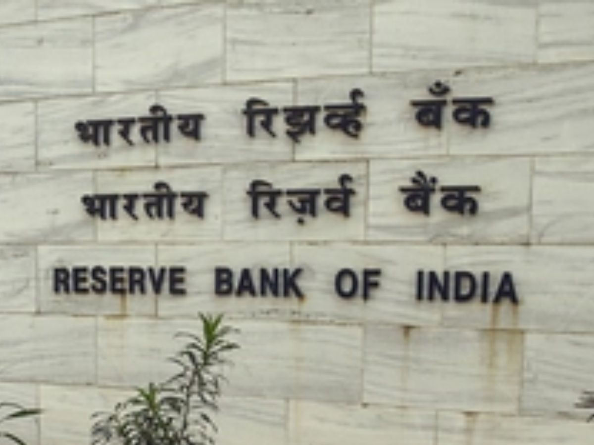 RBI Deputy Governors interact with MD & CEOs of Small Finance Banks