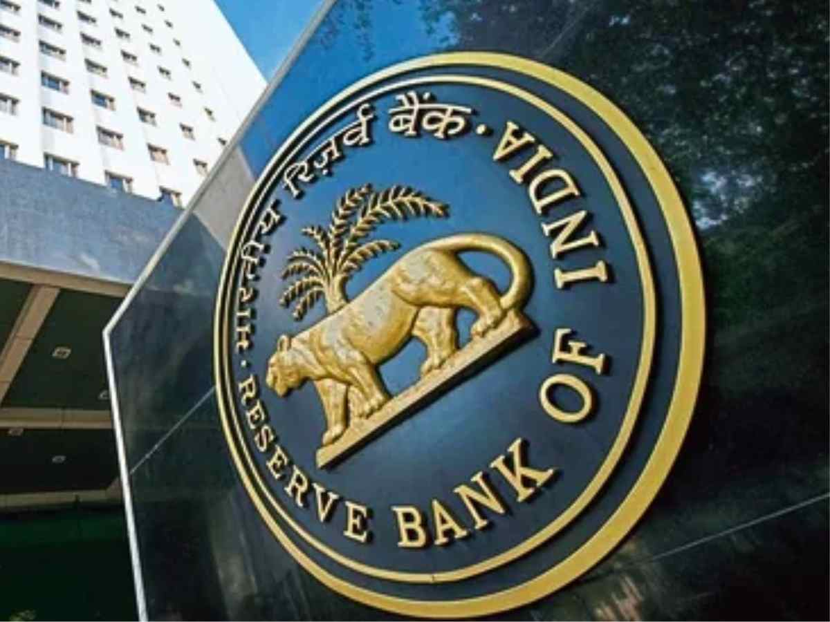 RBI recorded 6 years lowest gold purchase in 2023, amid strong US dollars