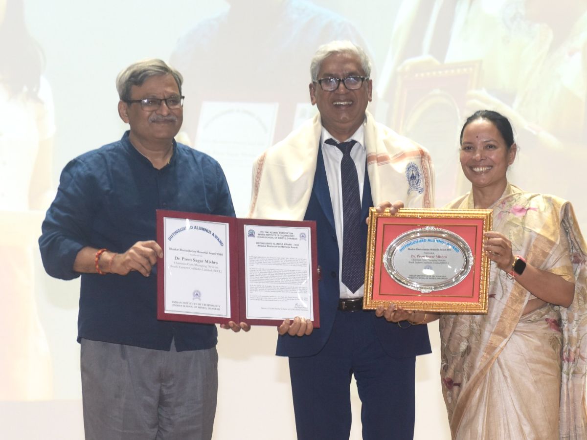 SECL CMD Dr. Prem Sagar Mishra conferred with prestigious Distinguished Alumnus Award