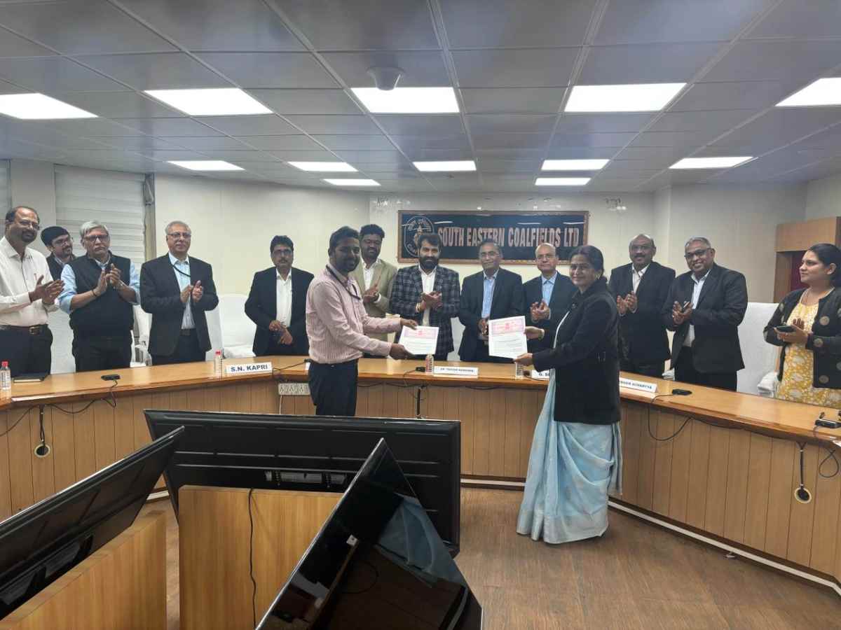 SECL to open AMRIT Pharmacies in its Hospitals; signs MoU with HLL Lifecare