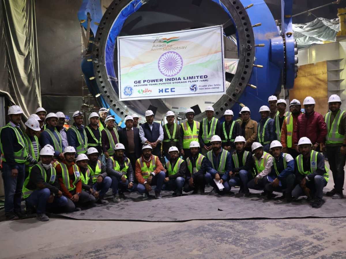 THDC lowers Main Inlet Valve of Second Unit in1000 MW Tehri Pumped Storage Project